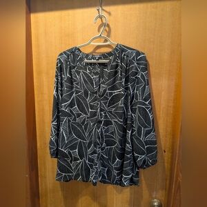Nydj Leaf Print Black and White Women's Top